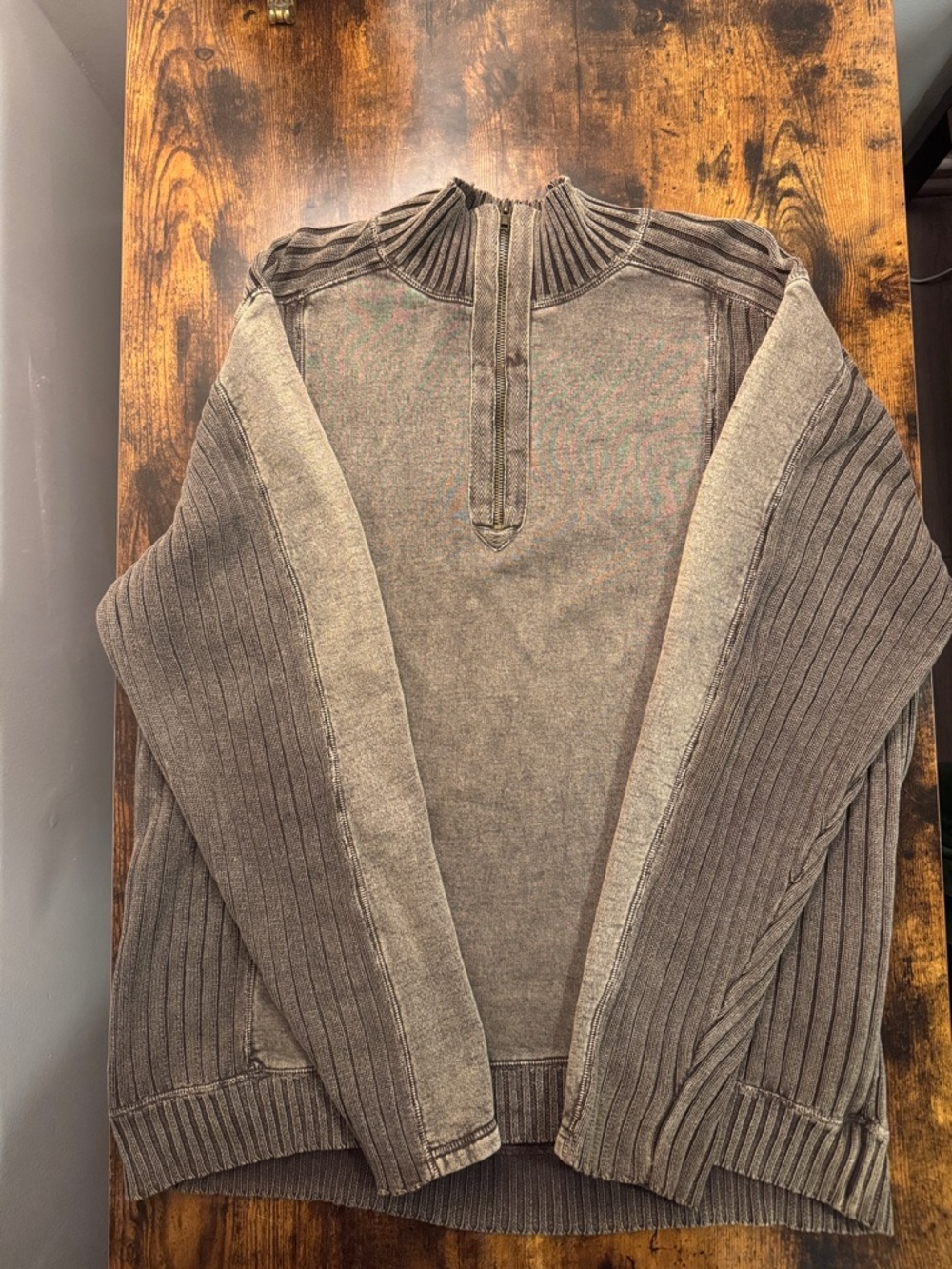 Men's Zip-Front Ribbed Sleeve Sweater - Brown